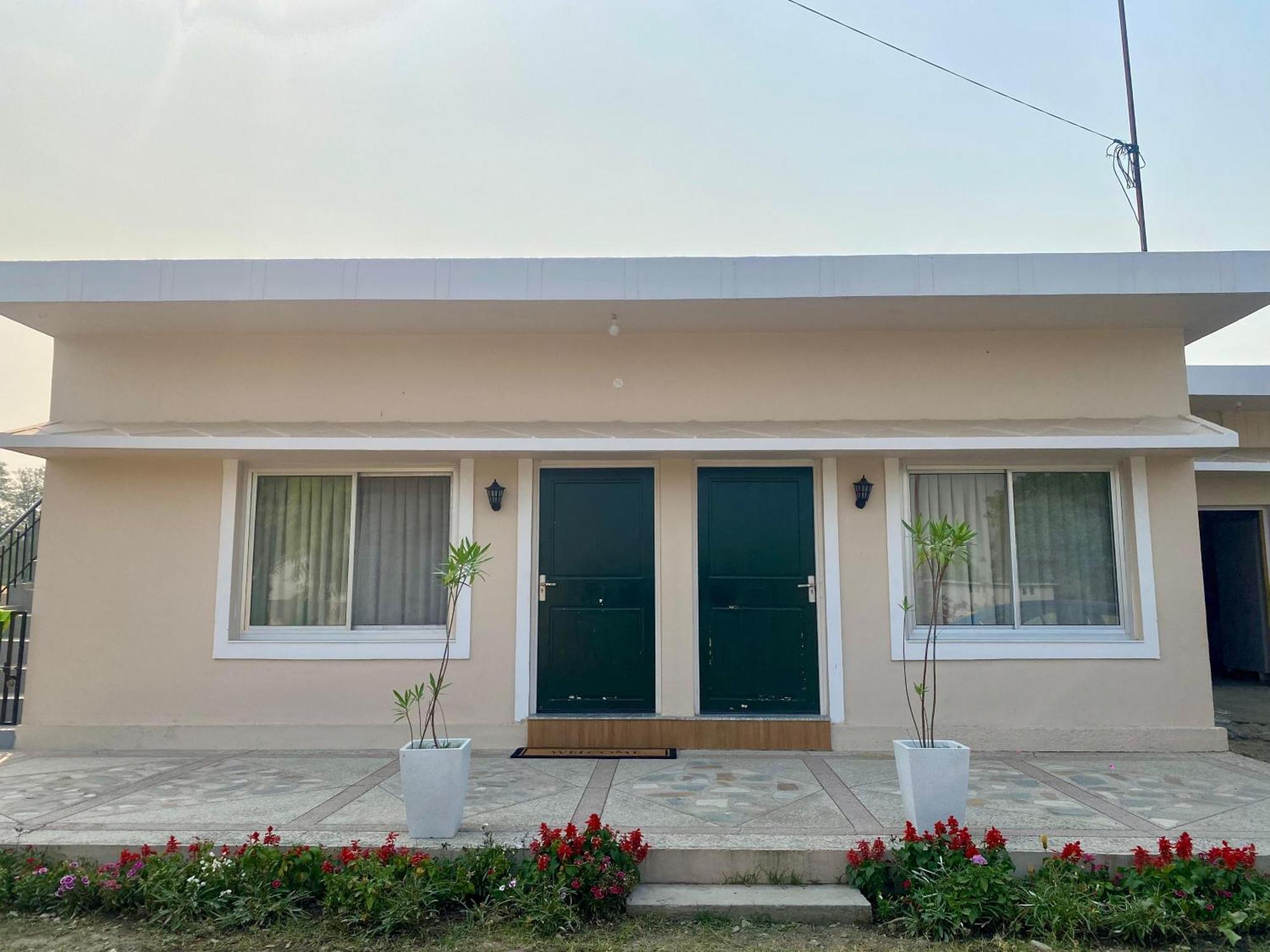 The Bougainvillea Cottage Farmstay Near Dehradun , 2 Bedroom Private Cottage Next To Fields And Orchards With Hill Views Екстер'єр фото